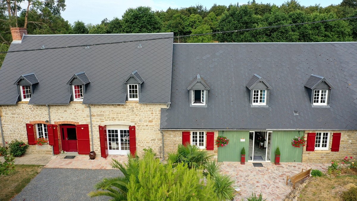 Bed and breakfast at the farm in Isigny sur mer in Normandy