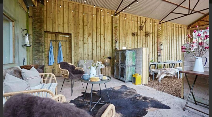 Barn with fast Wi-Fi 
