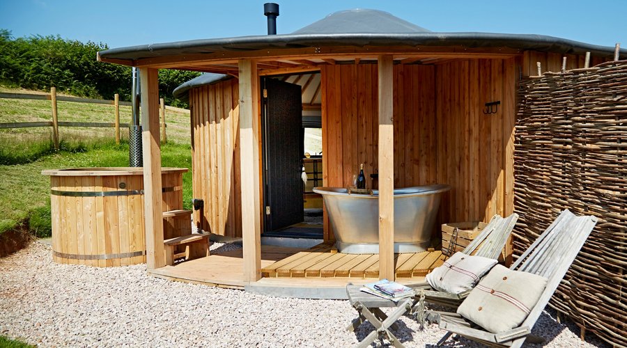 Roundhouse for couples plus 2 children 