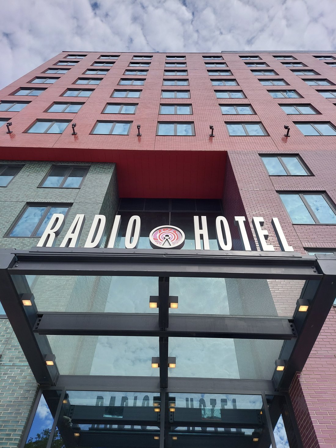 RADIO HOTEL $103 ($̶1̶5̶8̶) - Updated 2023 Prices & Reviews - New York City