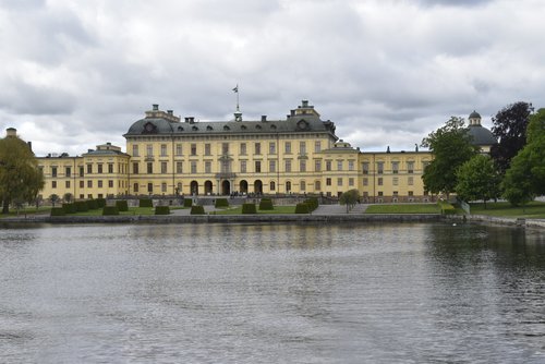 Drottningholm review images