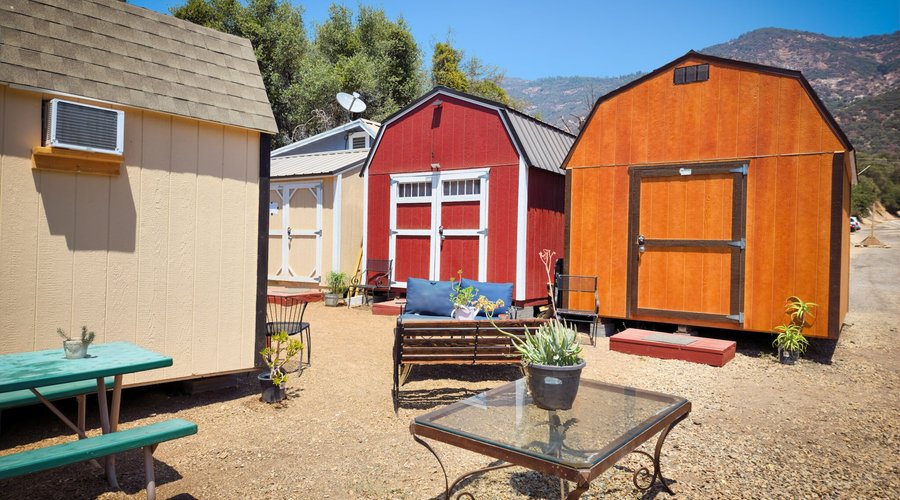 Our cabins include access to our restroom/ showers facility and kitchen / laundry unit.