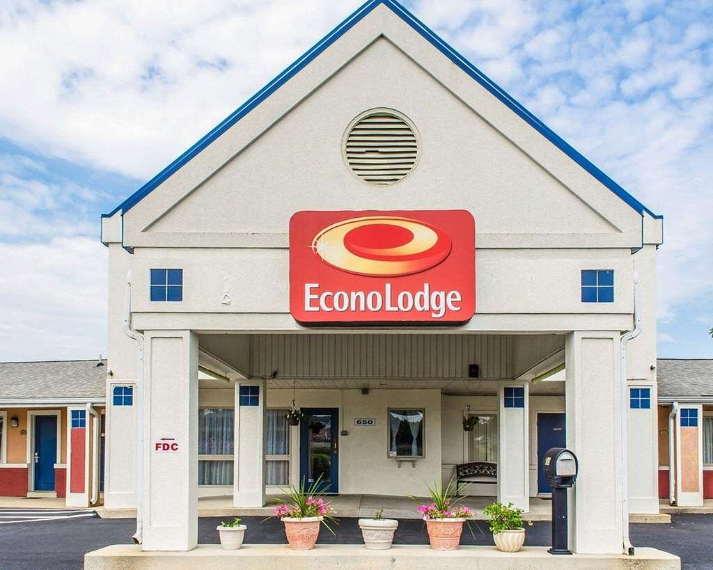 Econo Lodge 55 6 4 S Hotel Reviews Mechanicsburg Pa