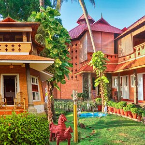 Enjoy the best of south indian architecture while enjoying your stay.