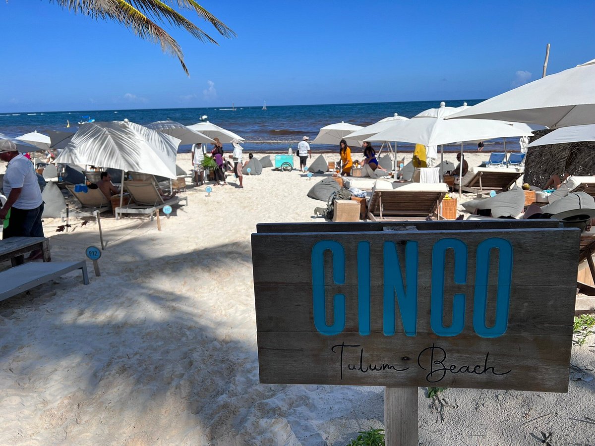 cinco beach tulum