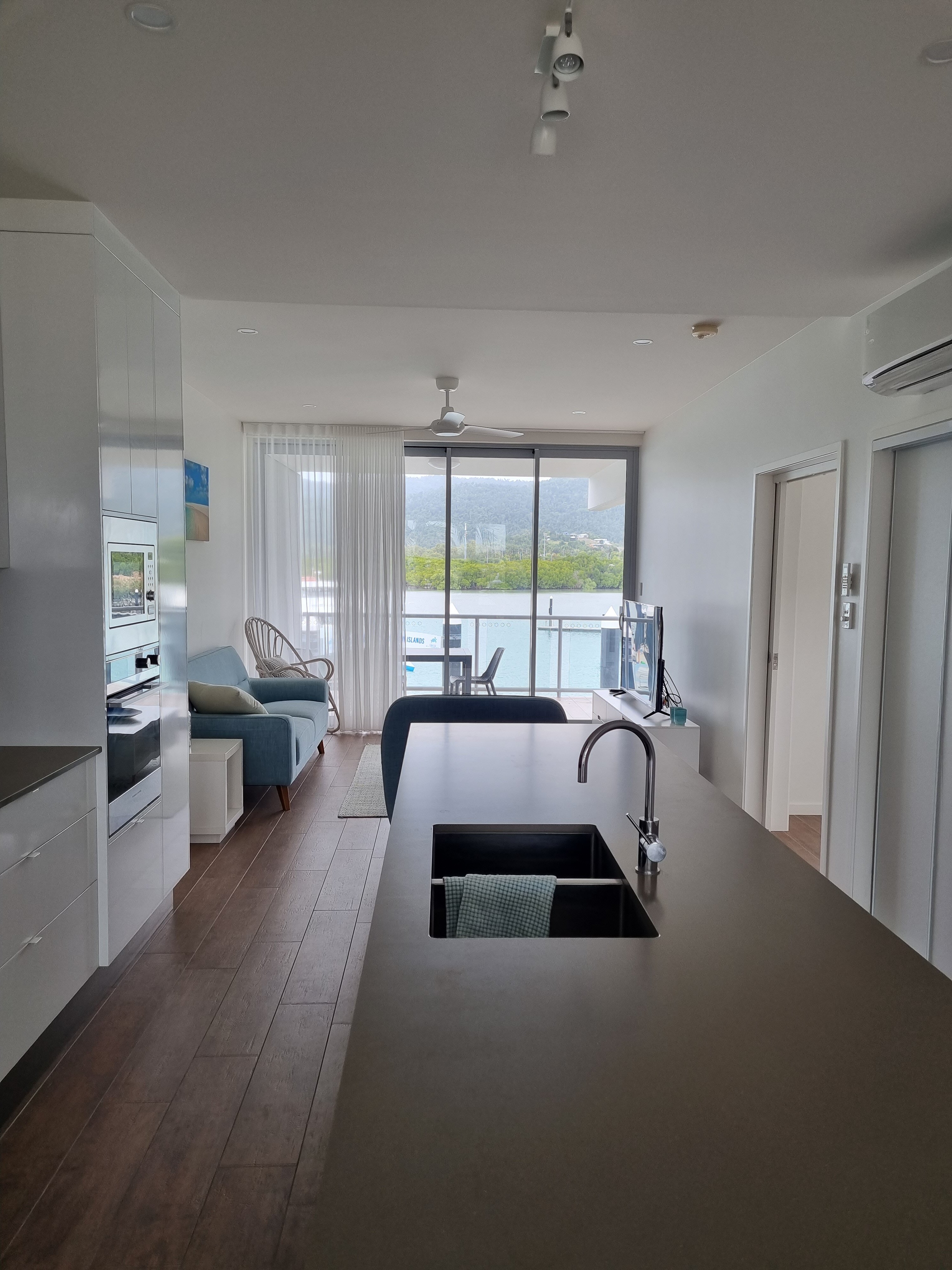 HARBOUR COVE - Updated 2022 Prices & Lodging Reviews (Airlie Beach ...