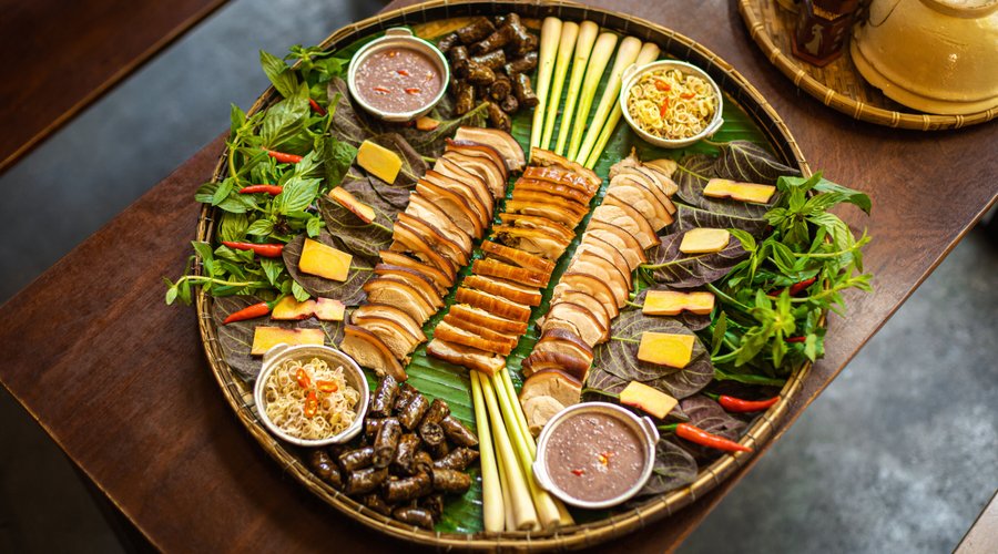 Mẹt Heo Lai Giả Chồn nhà Ann Quán