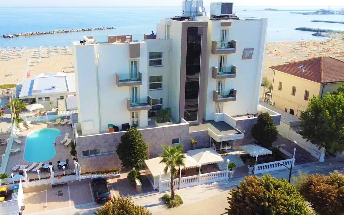 hotel caesar paladium rivabella rimini