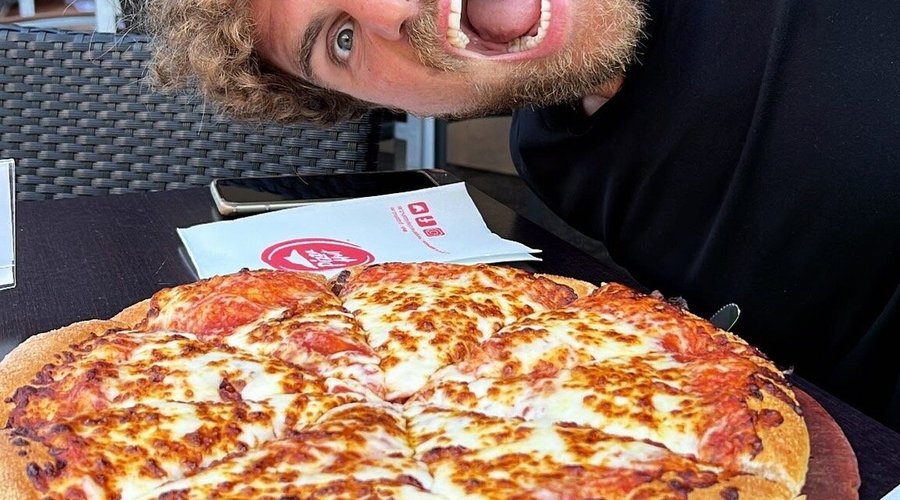 PIZZA HUT, Calvia - Avinguda Magaluf 14 - Restaurant Reviews, Photos & Phone Number - Tripadvisor