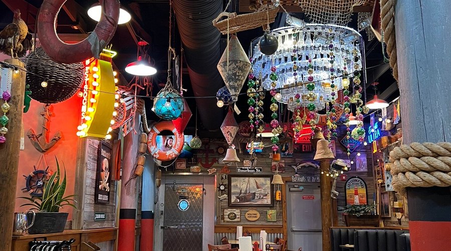 Happy's Fish House