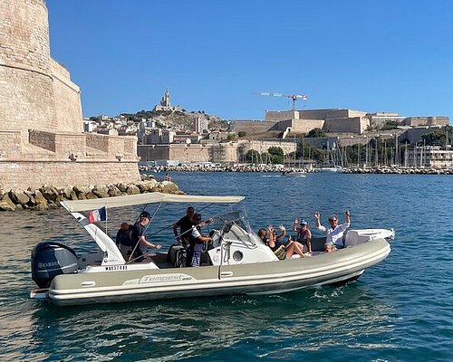 private boat tour marseille