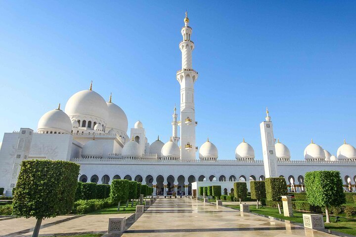 2023 Full Day Small Group Abu Dhabi City Guided Tour