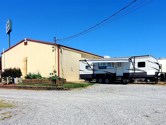 COYOTE VIEW RV PARK & RV REPAIR: 2021 Reviews (Union City, TN) - Photos