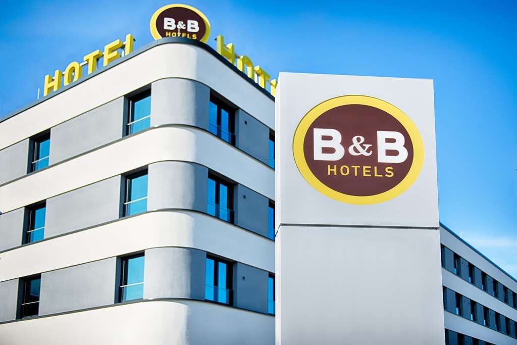 B&B HOTEL ROSTOCK-HAFEN - Updated 2022 Prices (Germany)