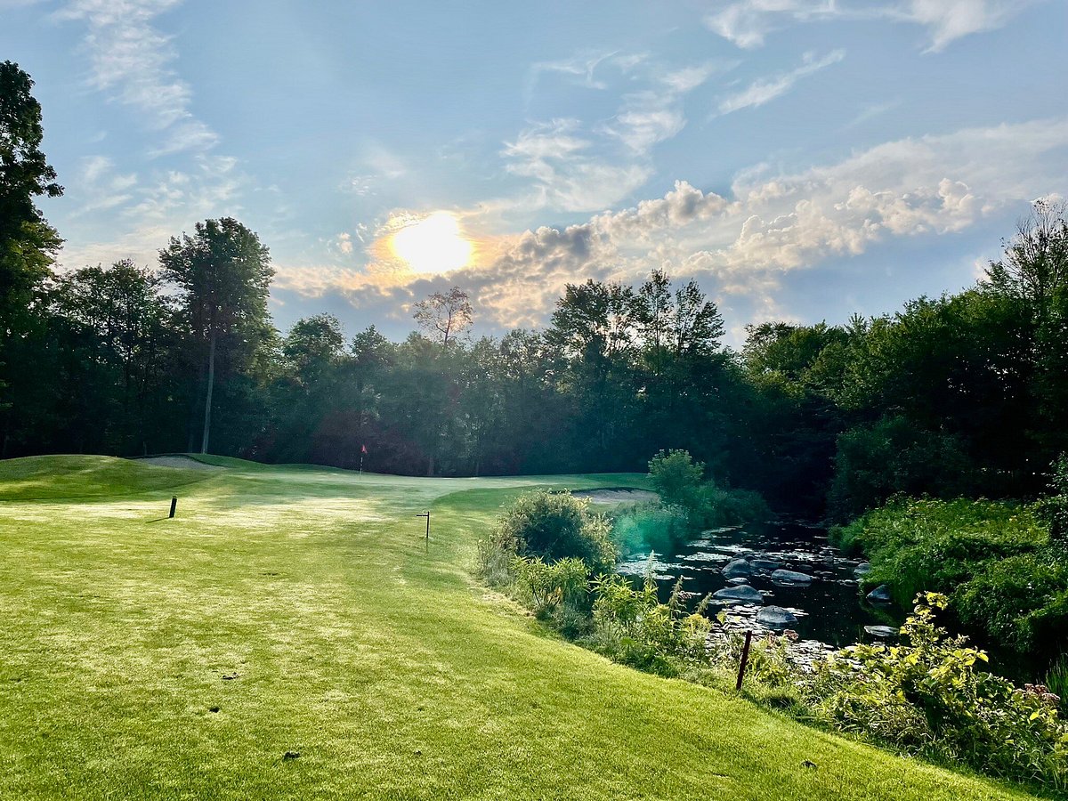 La Cité Golf Club (Hawkesbury): All You Need to Know