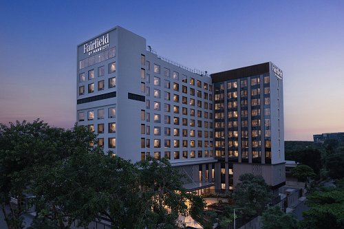 THE 10 CLOSEST Hotels to JW Marriott Mumbai Sahar