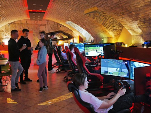 Gamer courses Budapest - Bar ※2023 TOP 10※ near me