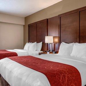 Guest Room featuring 2 Queen Beds & Pullout Sofa