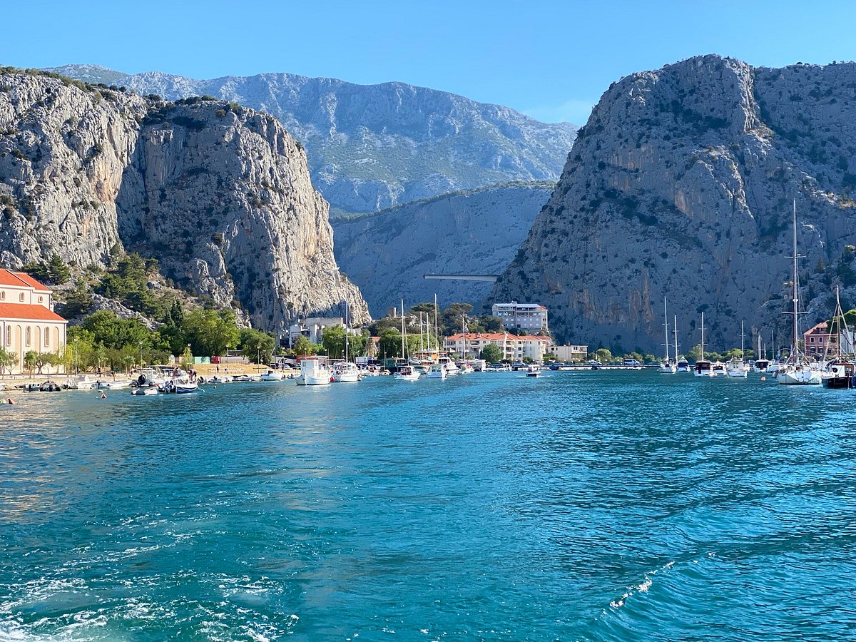 omis boat tour