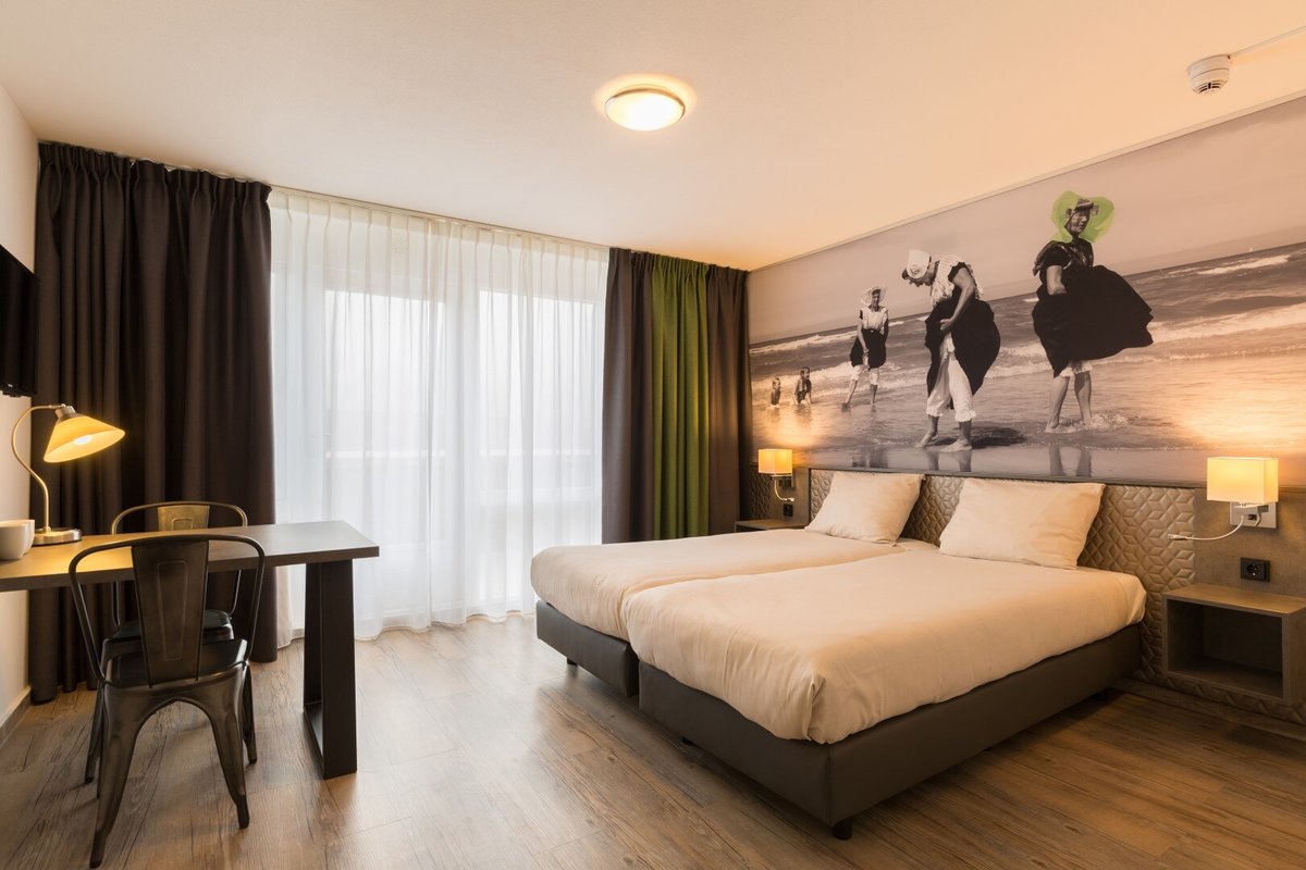 Strandhotel Bos En Duin - Updated Prices, Reviews & Photos (oostkapelle 