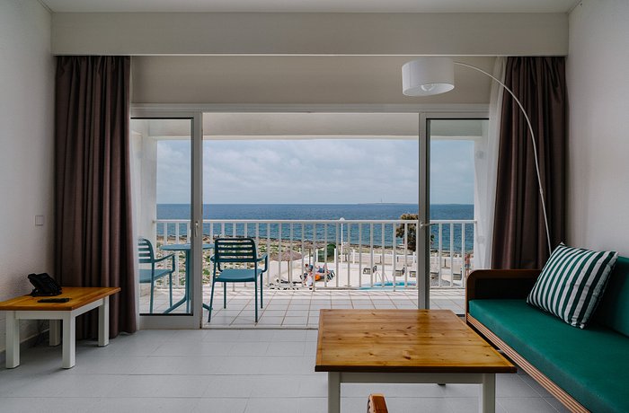 HOTEL ALUASUN FAR MENORCA - Updated 2023 Prices (S'Algar, Spain)