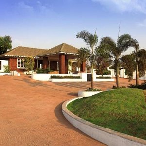 Resort main porch and guest entrance area
