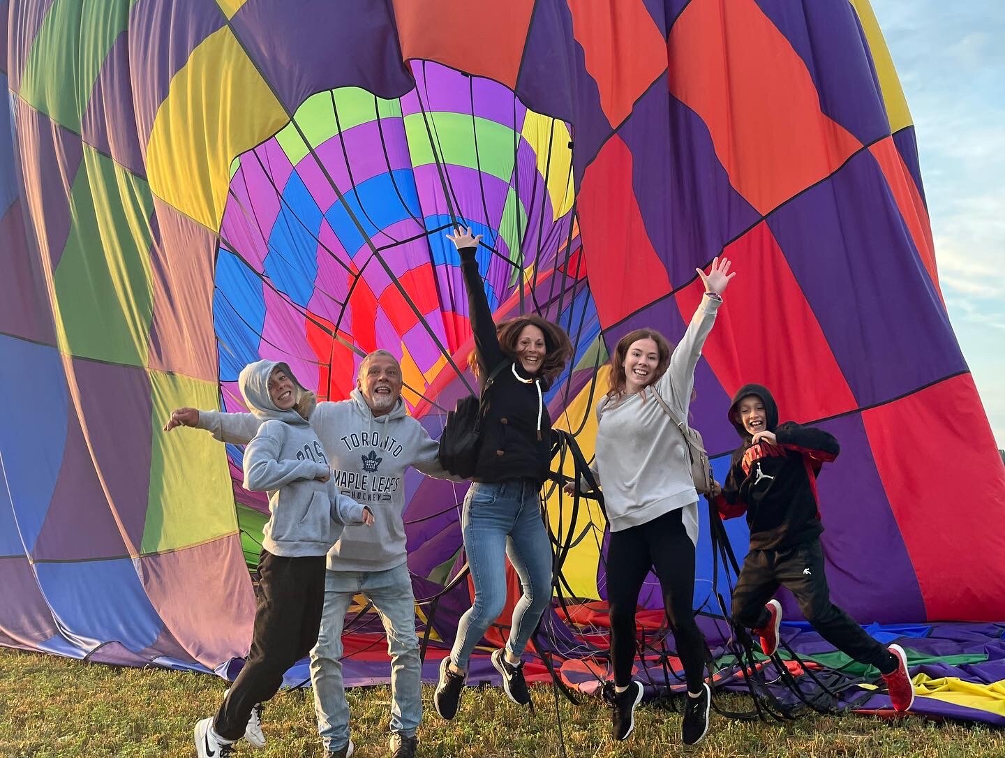 Hot air hotsell balloon ride ontario