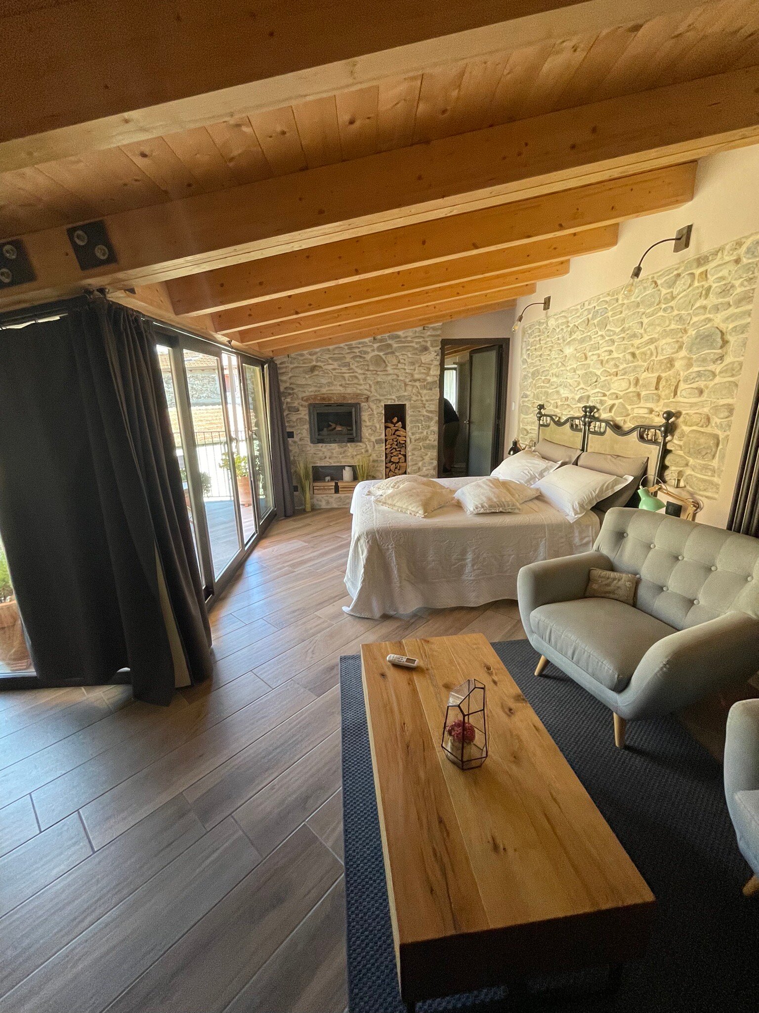 TALKING STONES - Updated 2022 Prices & B&B Reviews (Dolceacqua, Italy)