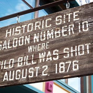 adams house tours deadwood