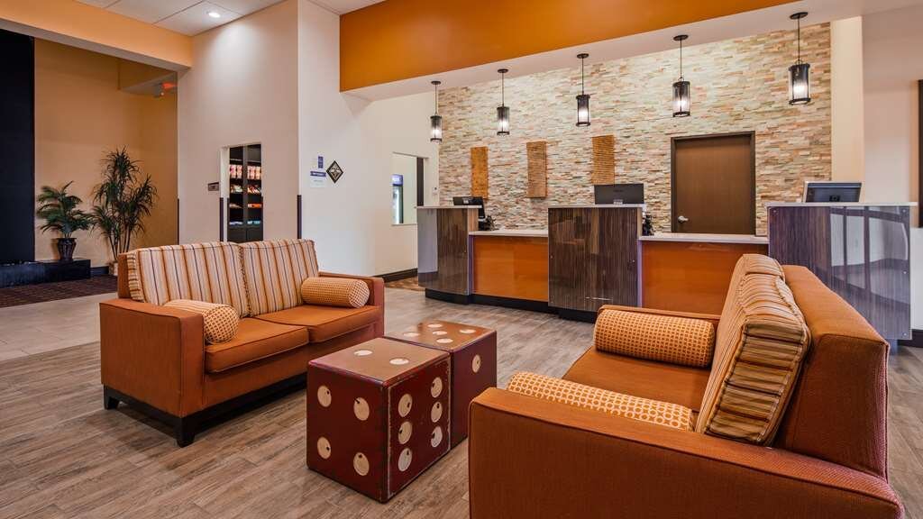 BEST WESTERN PLUS NORTH PLATTE INN & SUITES $144 ($̶1̶7̶1̶) - Updated ...