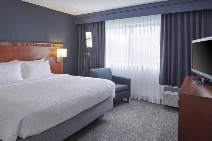 COURTYARD BY MARRIOTT DETROIT TROY $130 ($̶1̶4̶9̶) - Updated 2023 ...