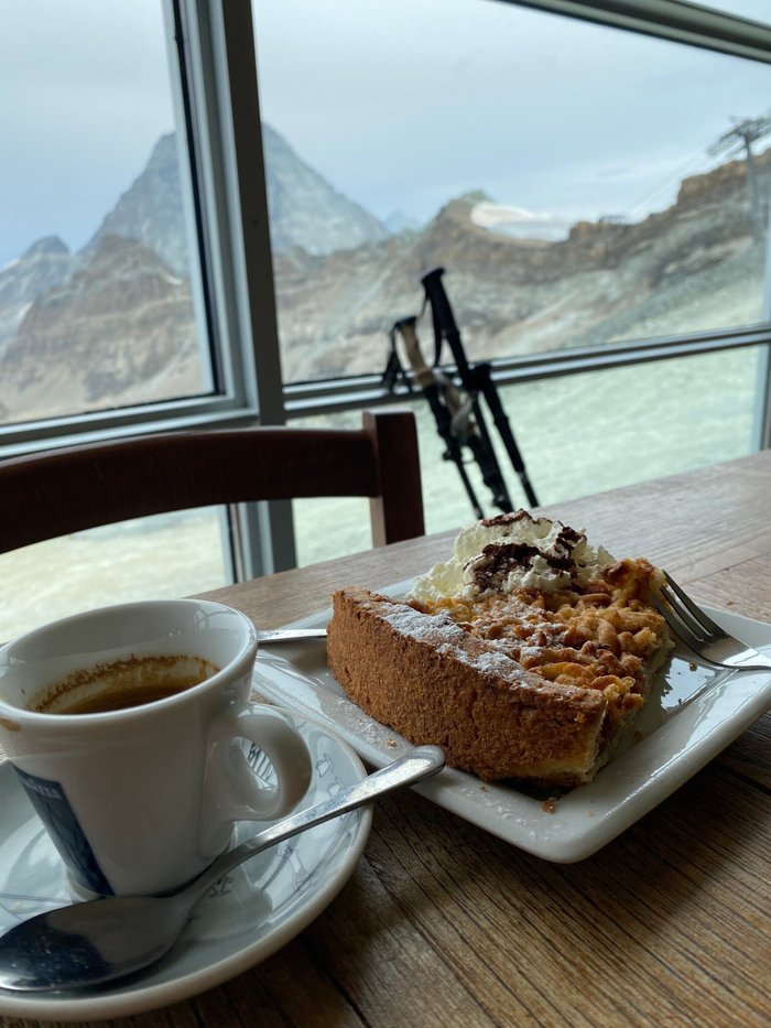 RIFUGIO TEODULO (Breuil-Cervinia) - Lodge Reviews & Photos - Tripadvisor