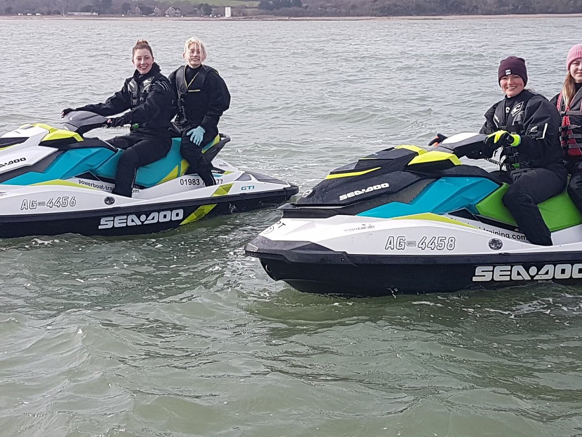 bembridge powerboat training