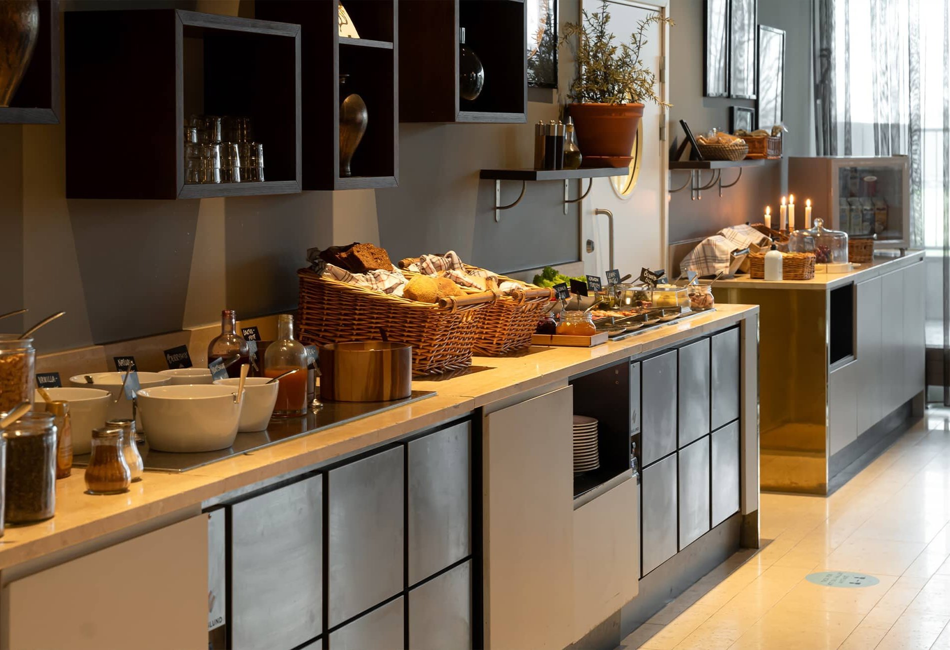 Elite Hotel Ideon by null