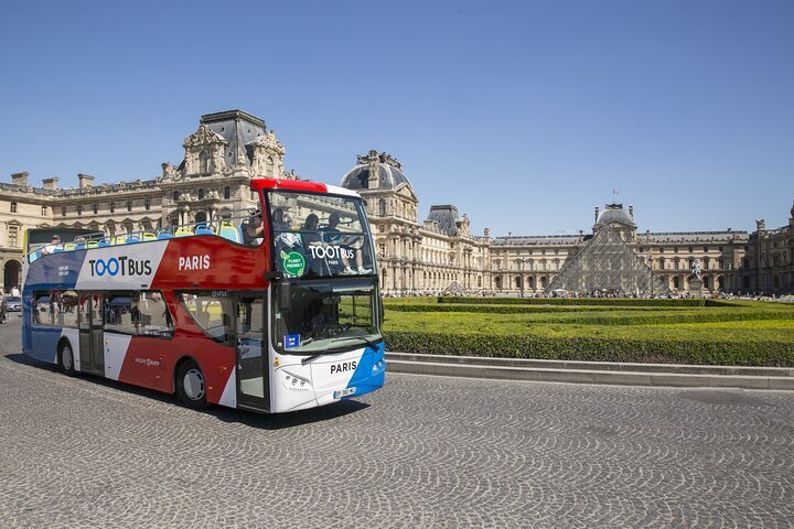 Passeio de ônibus urbano de passageiros versão móvel andróide iOS