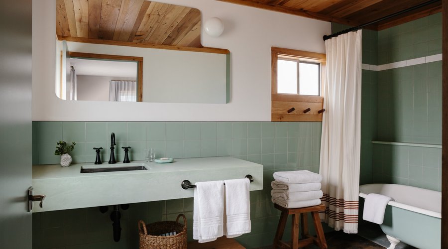 Koda Suite Master Bathroom.