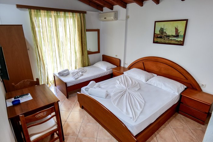 Hotel Klajdi 4 Албания