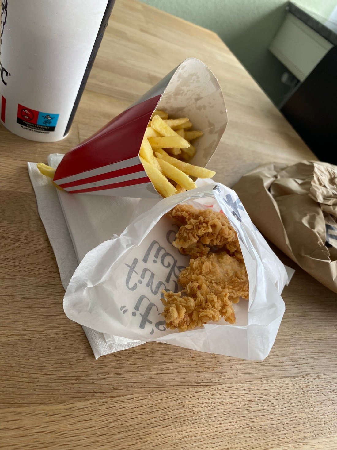 KENTUCKY FRIED CHICKEN, Hamburg - Wandsbeker Zollstr. 127-133, Wandsbek ...