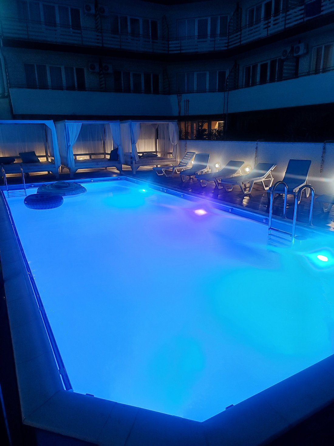 MEDUZA CLUB (Саки) - отзывы и фото - Tripadvisor