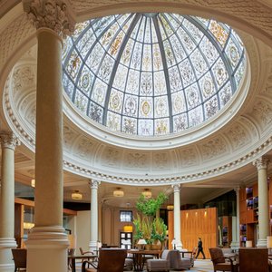 Dome Lounge