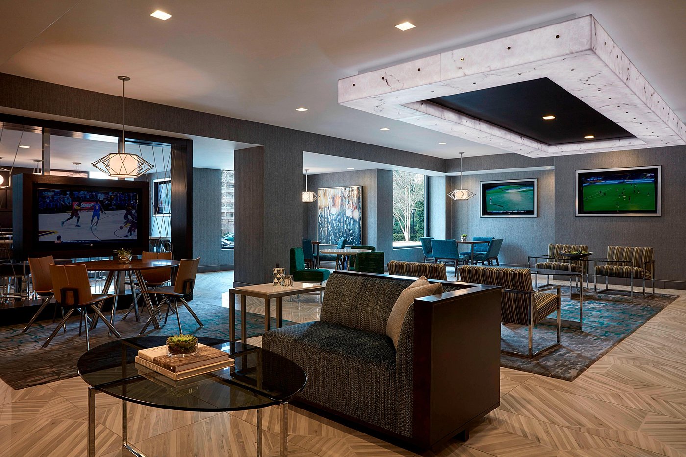 CRYSTAL GATEWAY MARRIOTT Updated 2022 Prices & Hotel Reviews