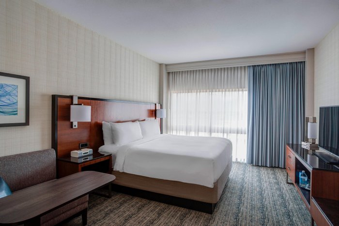 HOUSTON AIRPORT MARRIOTT AT GEORGE BUSH INTERCONTINENTAL $151 ($̶2̶0̶7̶ ...