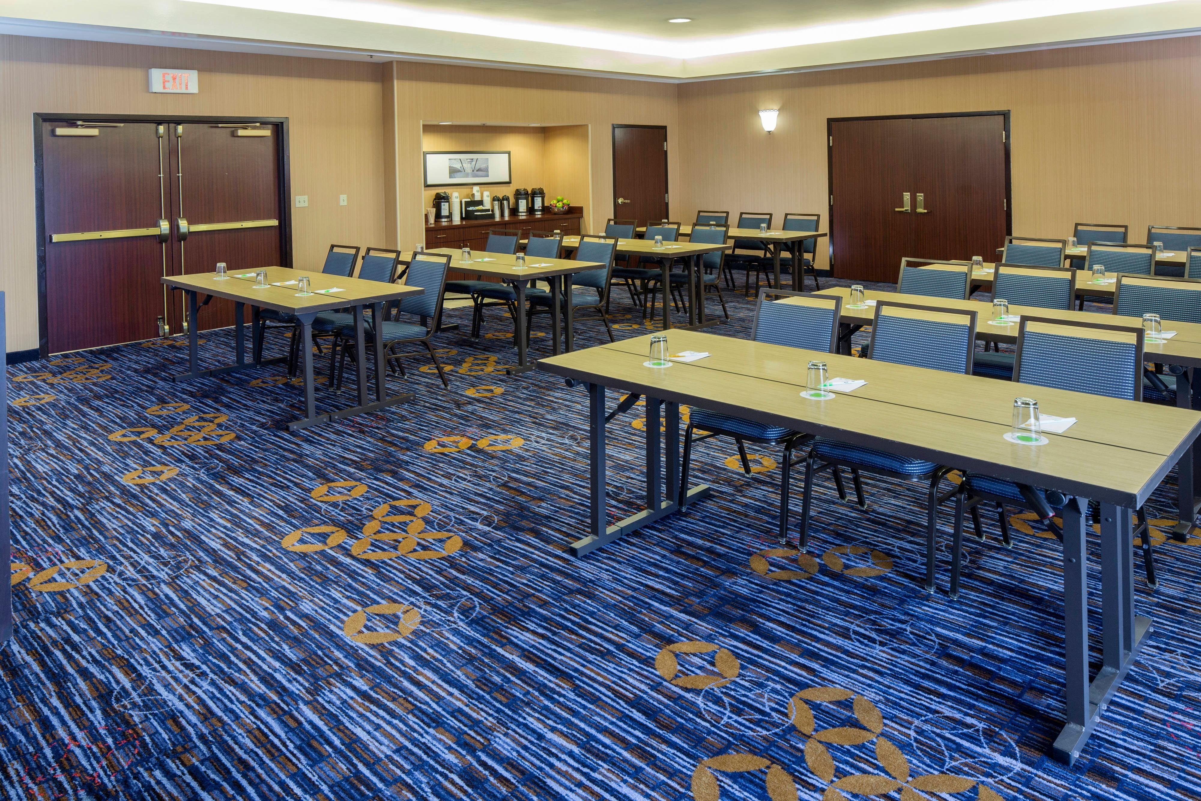 COURTYARD BY MARRIOTT BOSTON SOUTH BOSTON Updated 2022 Prices Hotel   Meeting Room 