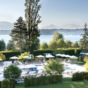 Pool Park La Reserve Geneve 1