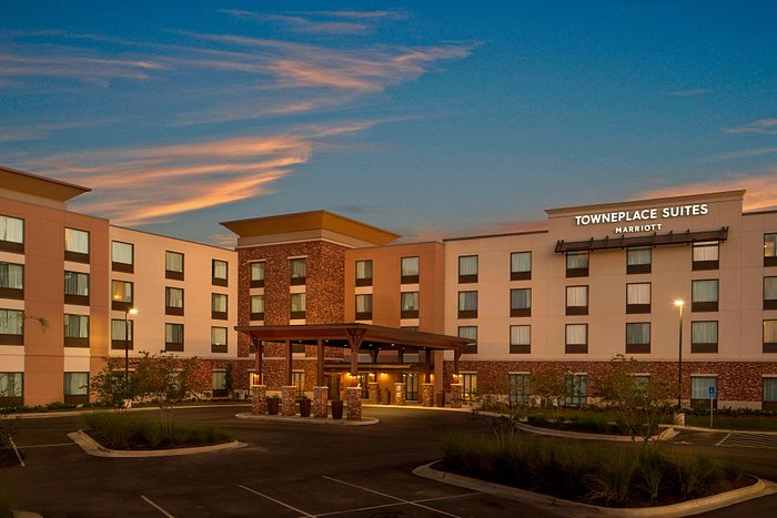 TOWNEPLACE SUITES BY MARRIOTT FOLEY AT OWA - Prices & Hotel Reviews (AL)