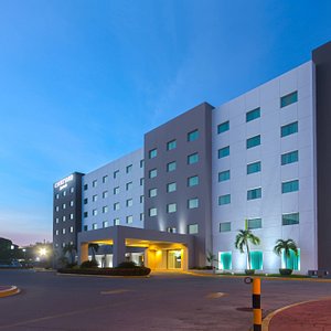 THE 10 CLOSEST Hotels to Universidad Tecmilenio Campus Villahermosa 545
