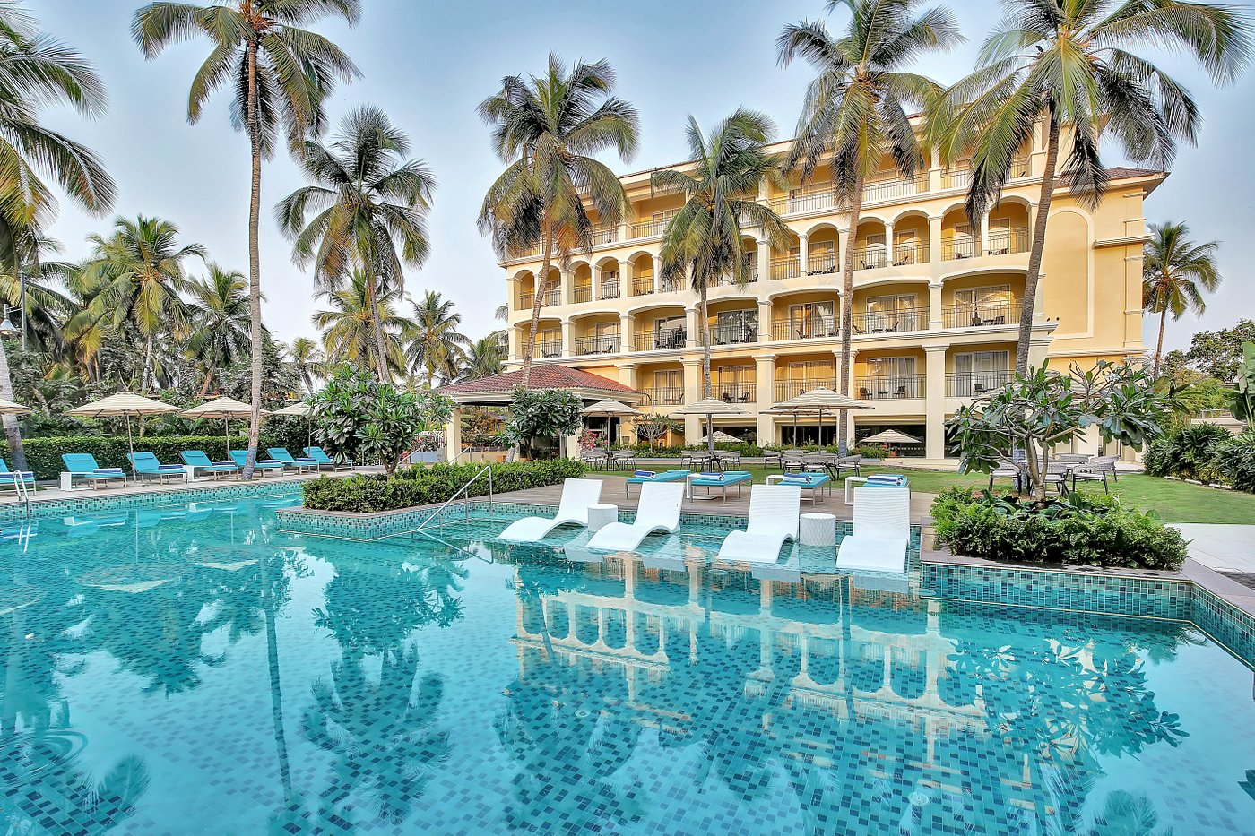 HOLIDAY INN GOA CANDOLIM, AN IHG HOTEL Hotel Reviews, Photos, Rate HOLIDAY INN GOA CANDOLIM, AN IHG HOTEL Hotel Reviews, Photos, Rate
