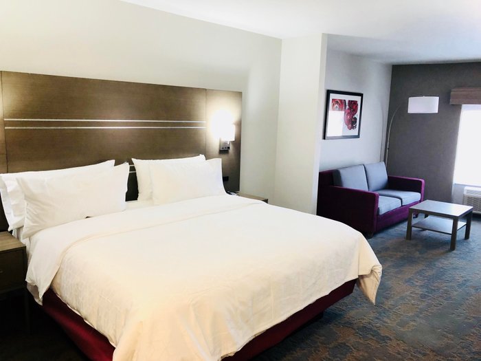 HOLIDAY INN EXPRESS & SUITES MEMPHIS ARPT ELVIS PRESLEY BLVD, AN IHG ...