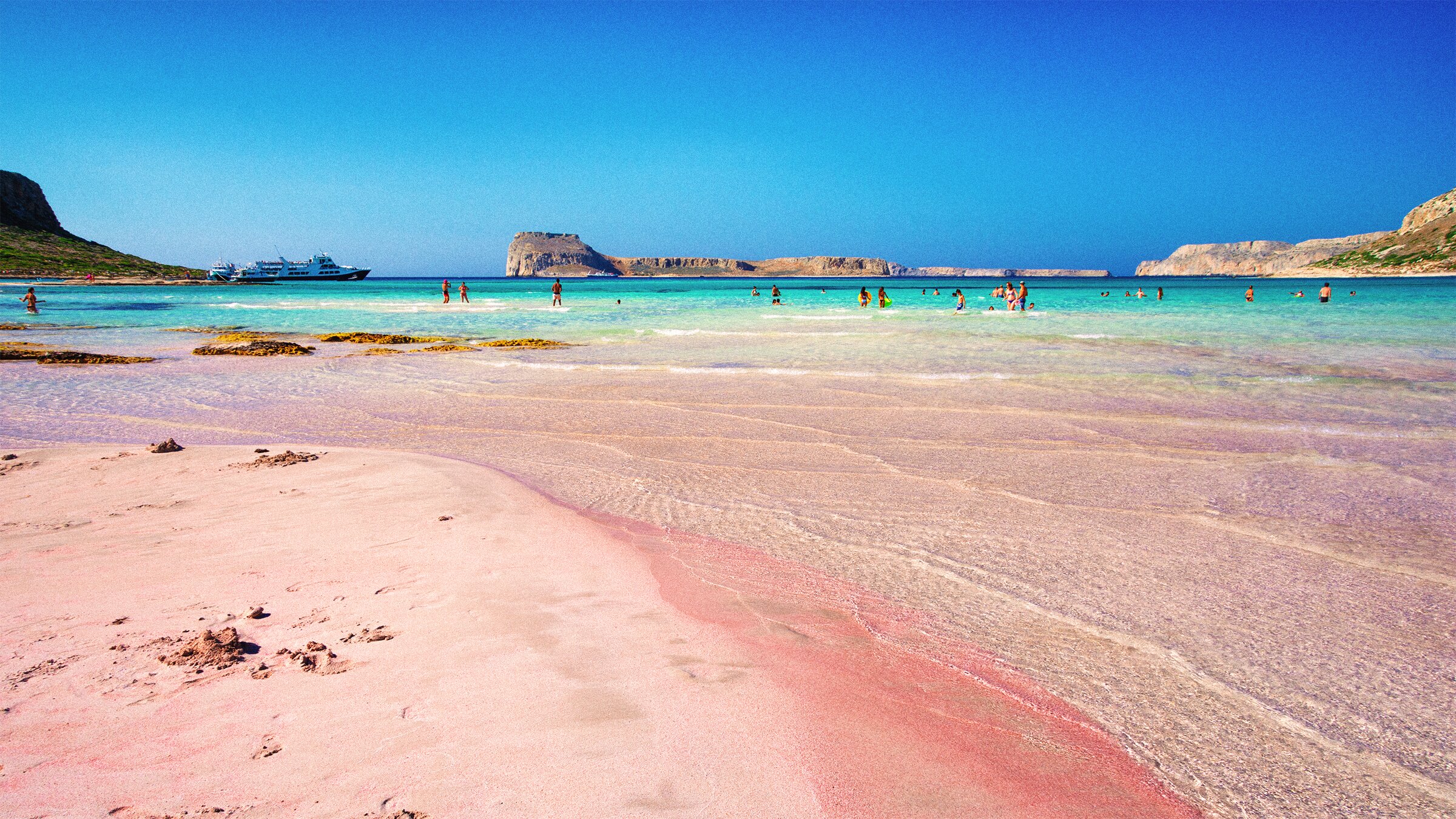 Discover the Beauty of Crete's Pink Beach: A Traveler's Guide