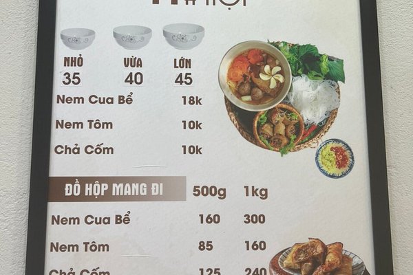 Tô Quán - Bún Chả Hà Nội và Phở Gà: Hương Vị Truyền Thống Đáng Trải Nghiệm